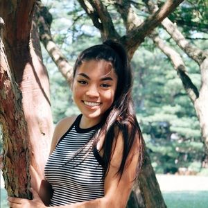 Meet your Posher, Ashley